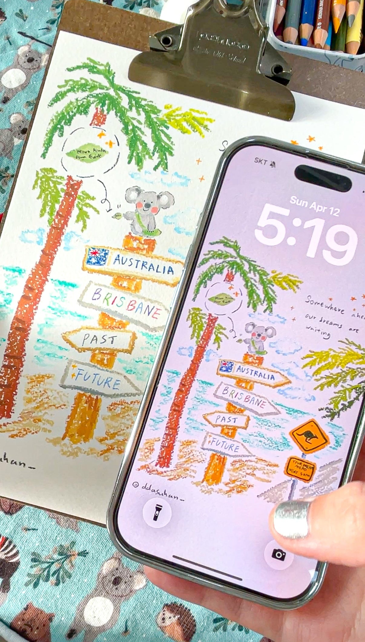 FREE GIFT CHOICE HOMESTAY Keowa Koala let's go to Brisbane iPhone wallpaper